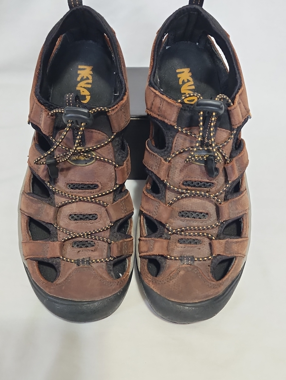 Nevados Men's Brown Closed-Toe Outdoor Sandals